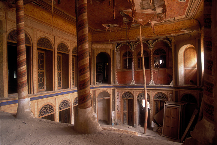 Iran. Isfahan. Abandoned house