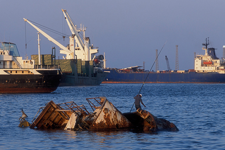 Libye. Tripoli. Port